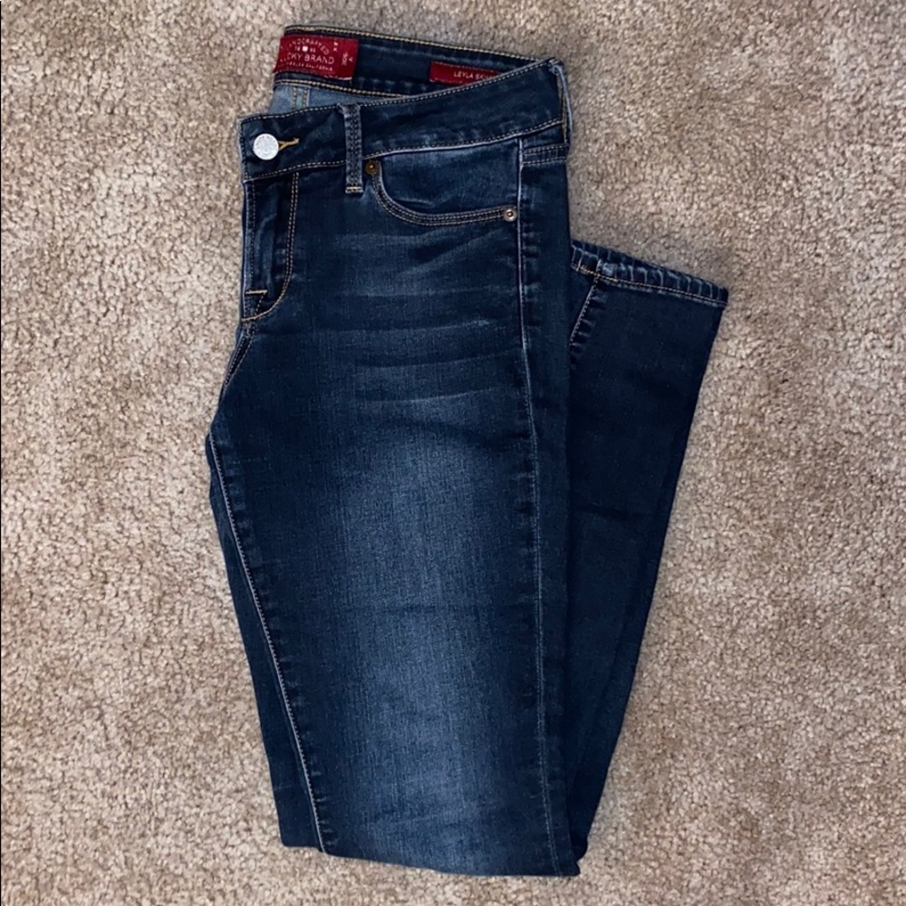 Lucky Brand • 2/26 • Leyla Skinny • Dark Wash